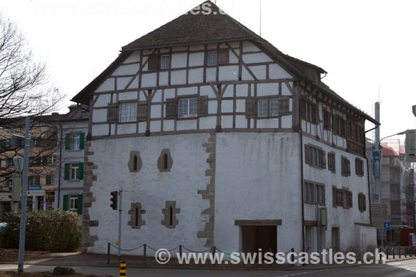 Kusnacht Hochhus