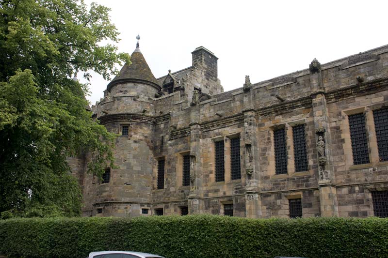 Falkland castle