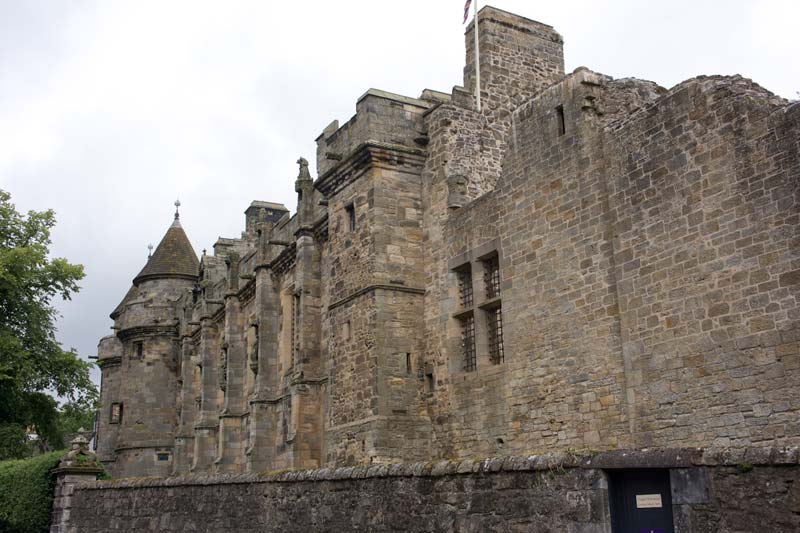 Falkland castle