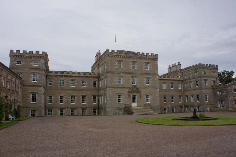 Mellerstain castle