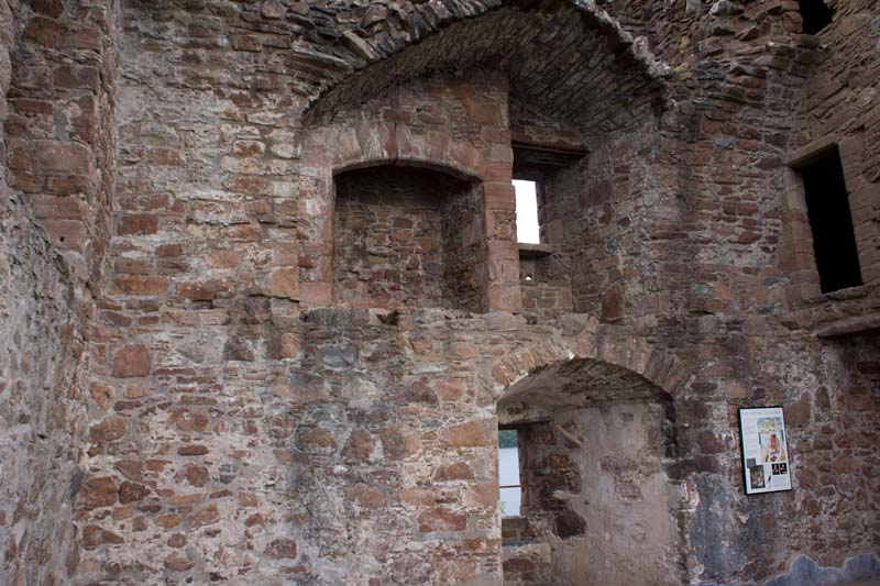 urquhart castle