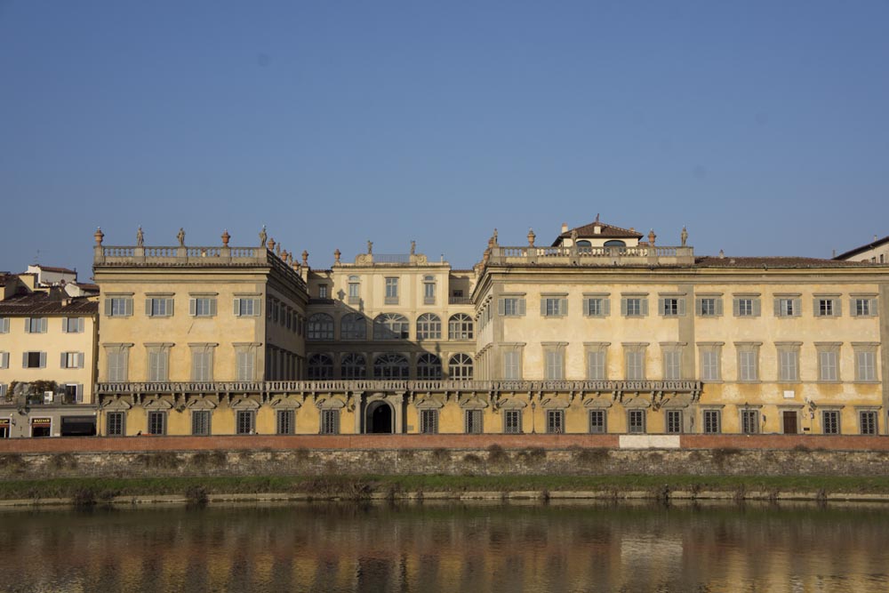 Florence, Arno