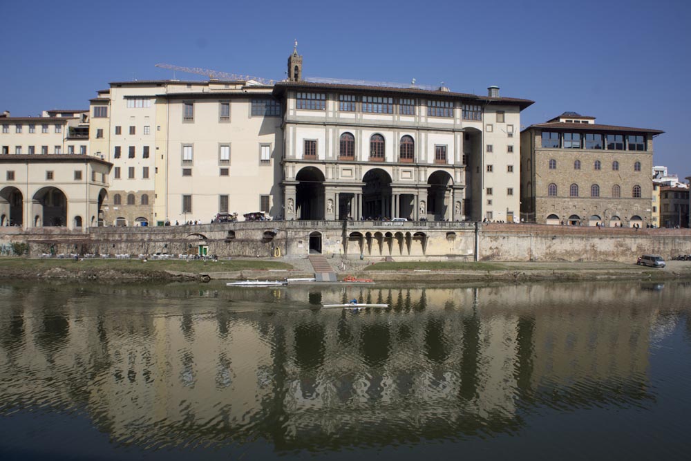 Florence, Arno