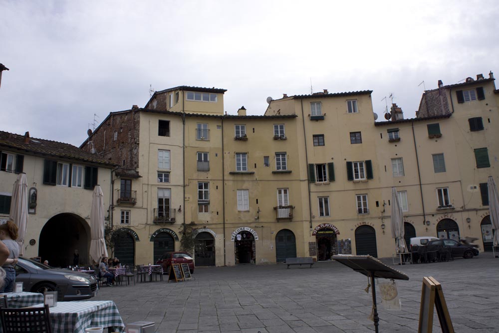 Lucca - Lucques 